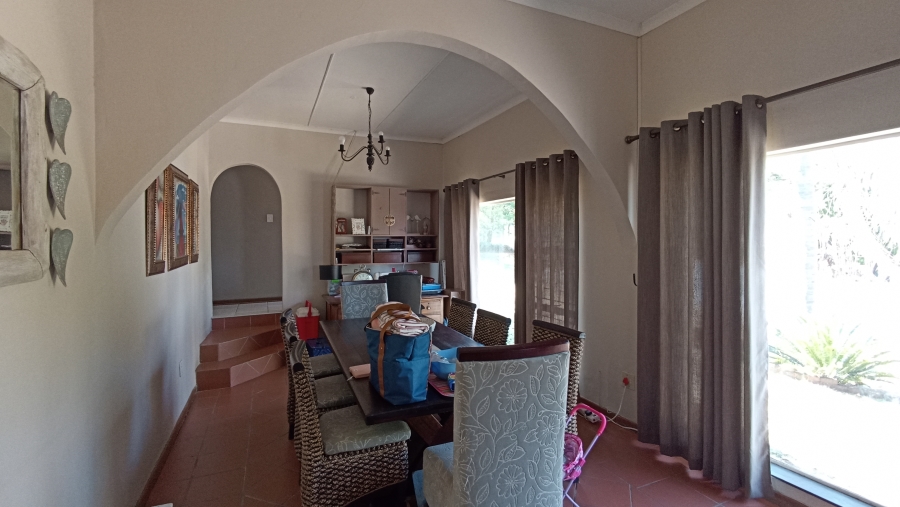 4 Bedroom Property for Sale in Signal Hill KwaZulu-Natal
