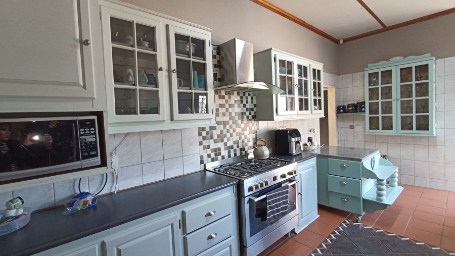 4 Bedroom Property for Sale in Signal Hill KwaZulu-Natal