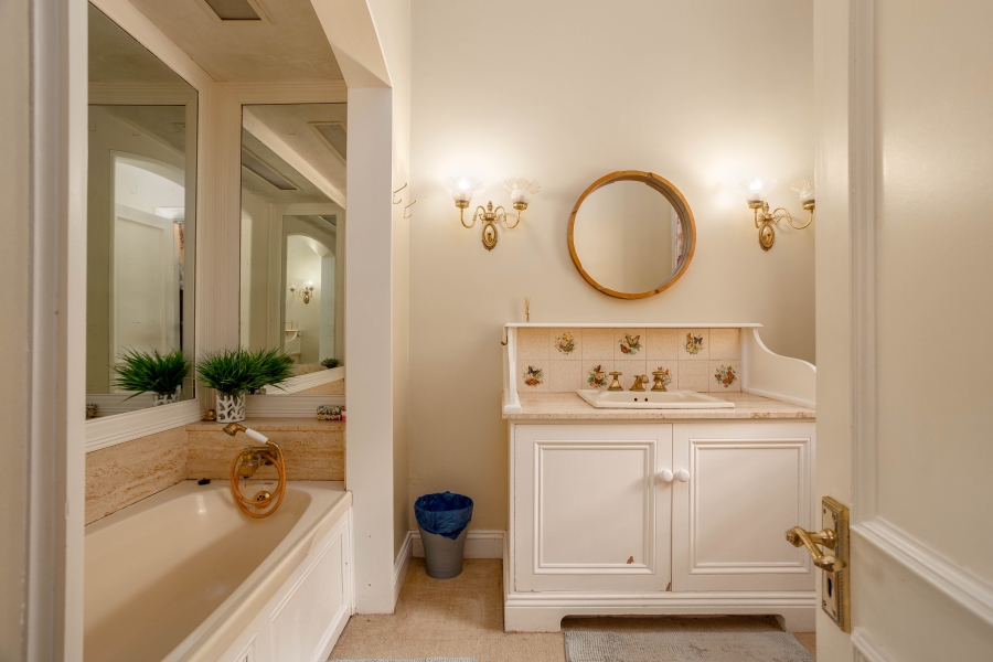 6 Bedroom Property for Sale in Blackridge KwaZulu-Natal