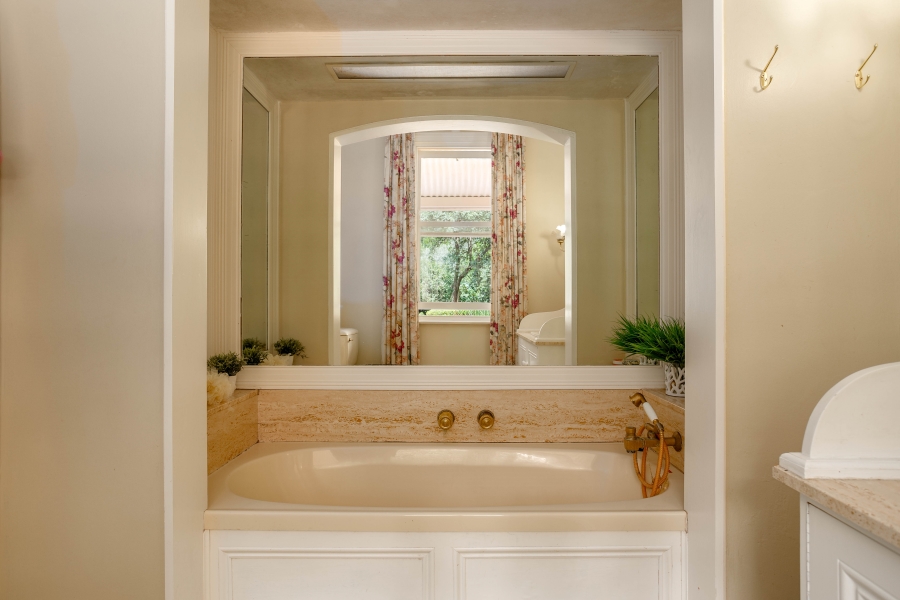 6 Bedroom Property for Sale in Blackridge KwaZulu-Natal