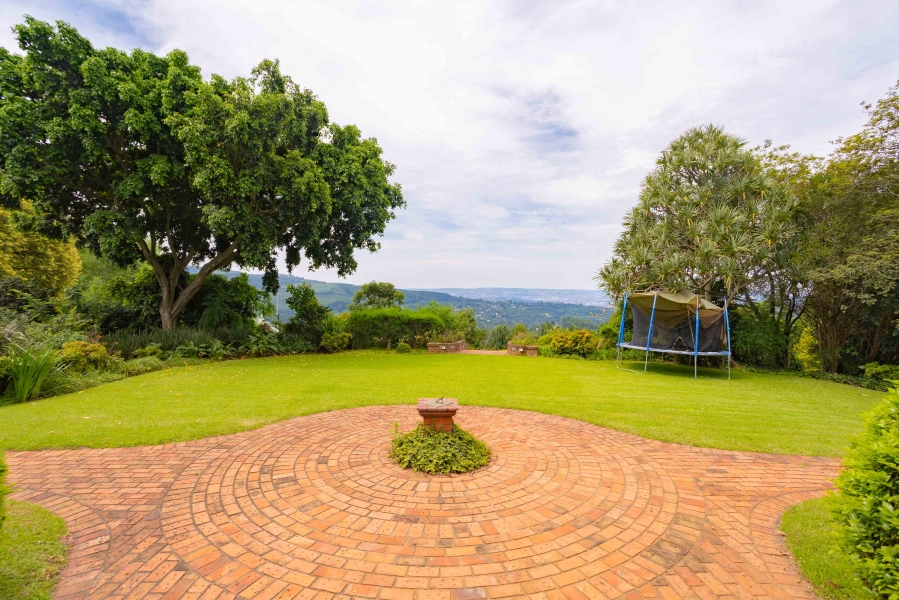 6 Bedroom Property for Sale in Blackridge KwaZulu-Natal