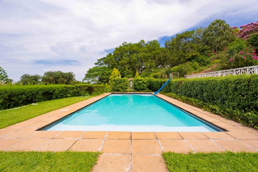6 Bedroom Property for Sale in Blackridge KwaZulu-Natal