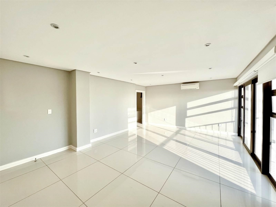 6 Bedroom Property for Sale in Izinga Estate KwaZulu-Natal