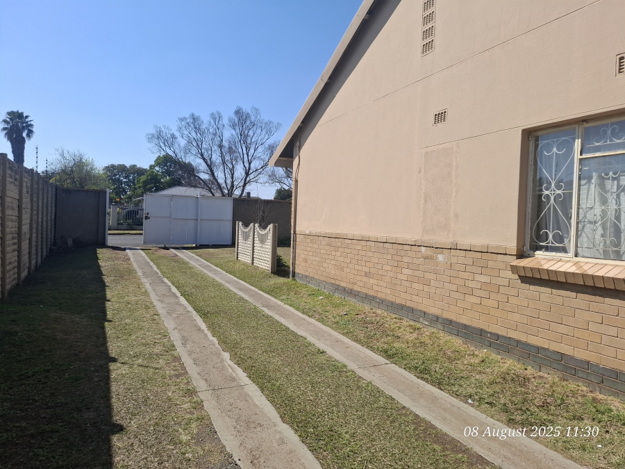 11 Bedroom Property for Sale in Newcastle KwaZulu-Natal