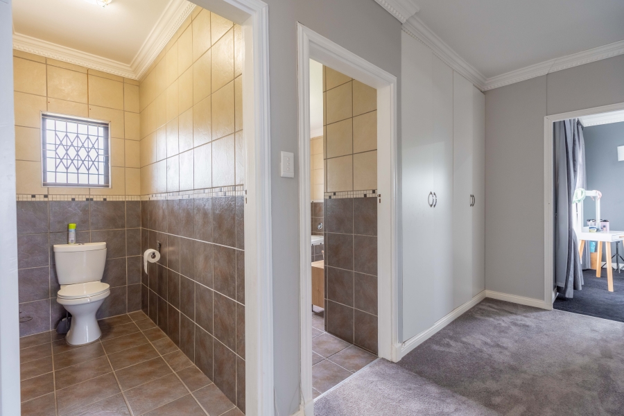 4 Bedroom Property for Sale in Reservoir Hills KwaZulu-Natal