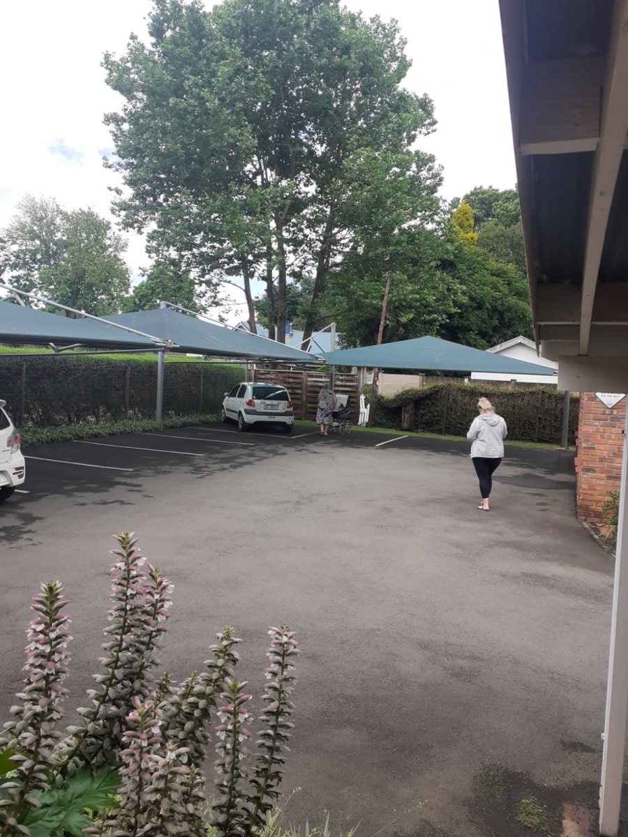 To Let commercial Property for Rent in Greendale KwaZulu-Natal