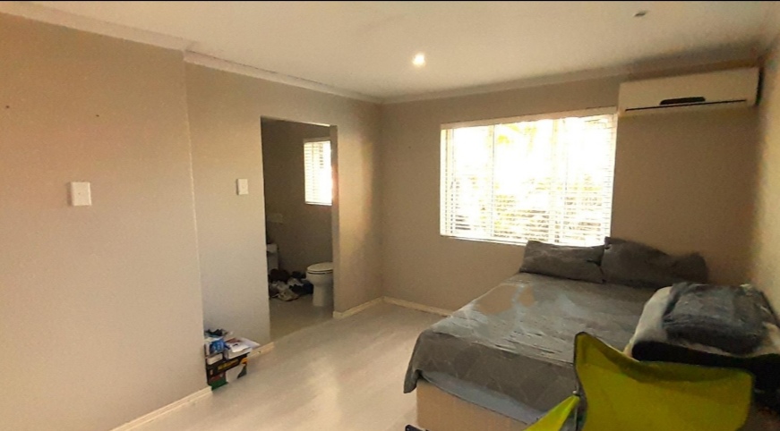 5 Bedroom Property for Sale in La Lucia KwaZulu-Natal