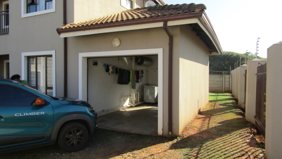 3 Bedroom Property for Sale in Winklespruit KwaZulu-Natal
