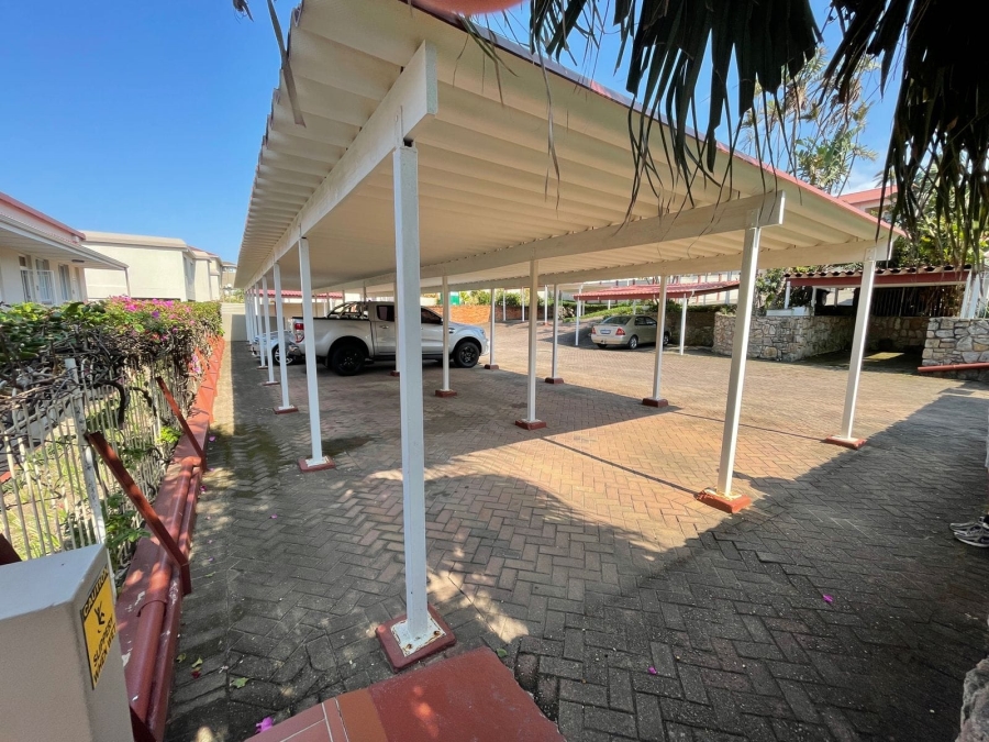2 Bedroom Property for Sale in Uvongo Beach KwaZulu-Natal