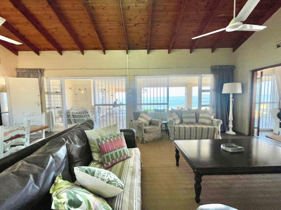 7 Bedroom Property for Sale in Shakas Rock KwaZulu-Natal