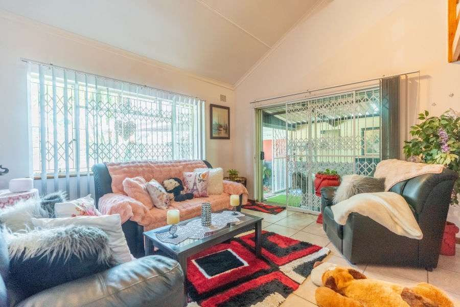 2 Bedroom Property for Sale in Escombe KwaZulu-Natal