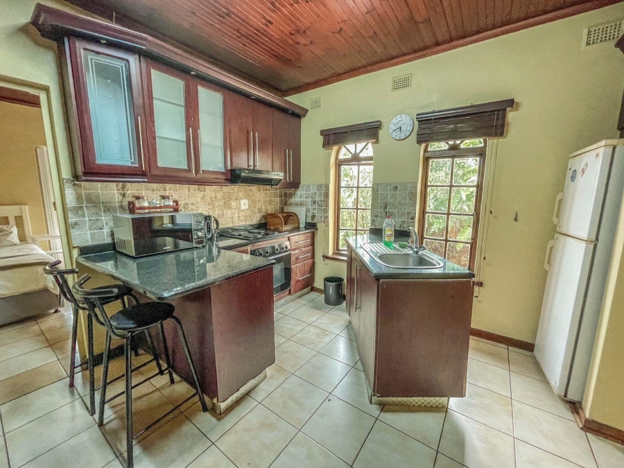 10 Bedroom Property for Sale in Panorama KwaZulu-Natal