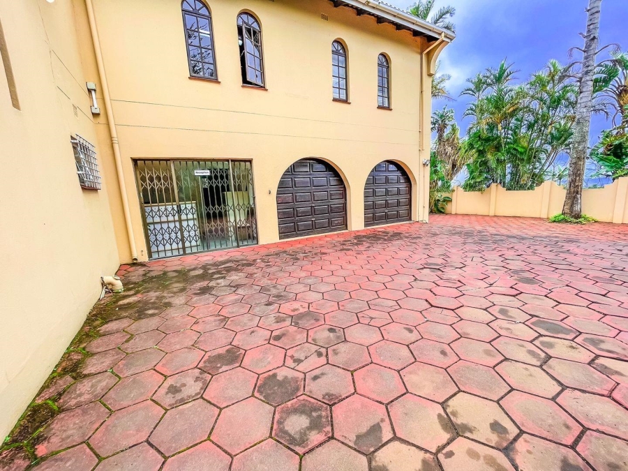 10 Bedroom Property for Sale in Panorama KwaZulu-Natal