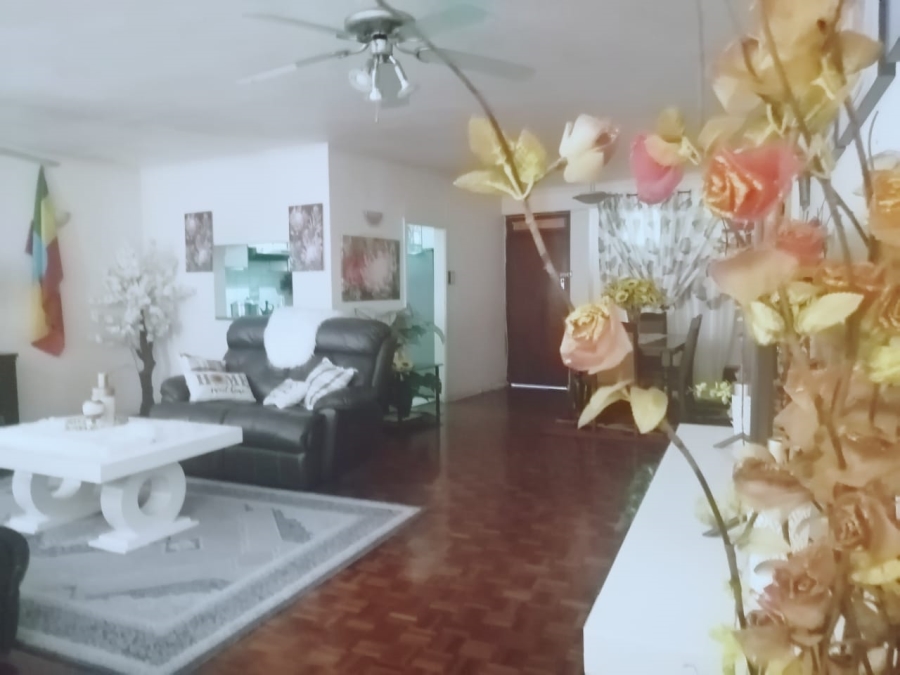 2 Bedroom Property for Sale in Durban Central KwaZulu-Natal