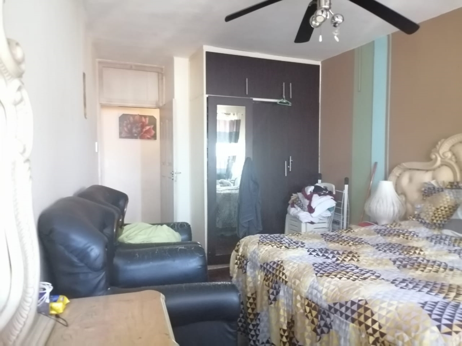 2 Bedroom Property for Sale in Durban Central KwaZulu-Natal