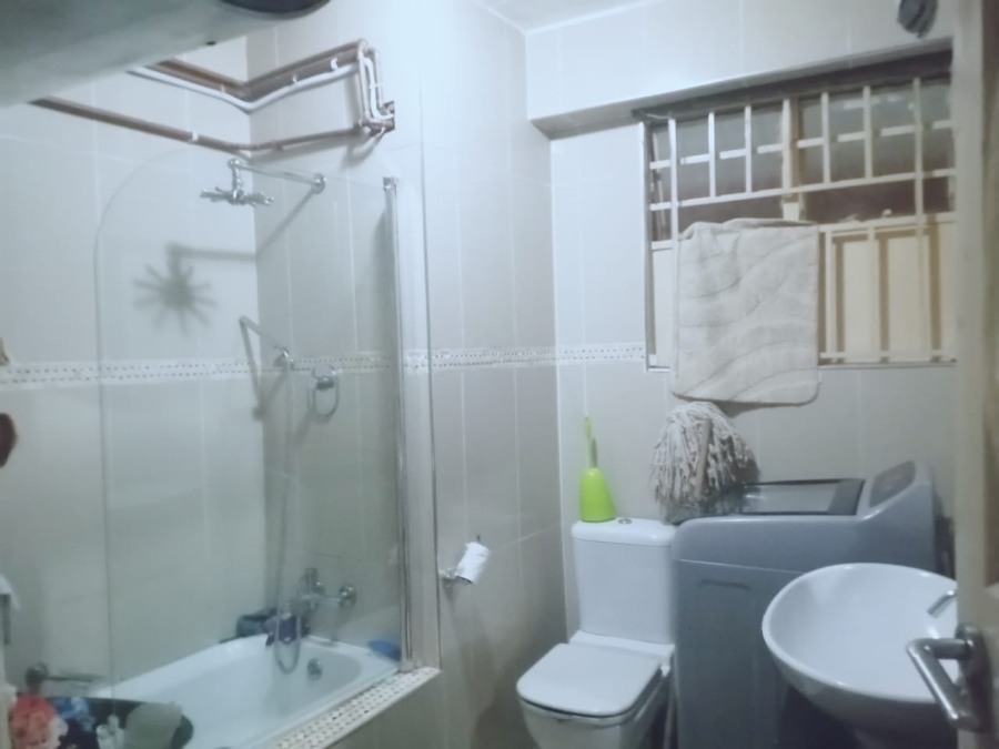 2 Bedroom Property for Sale in Durban Central KwaZulu-Natal