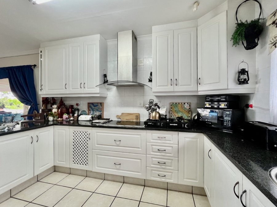 4 Bedroom Property for Sale in Beverley Hills KwaZulu-Natal