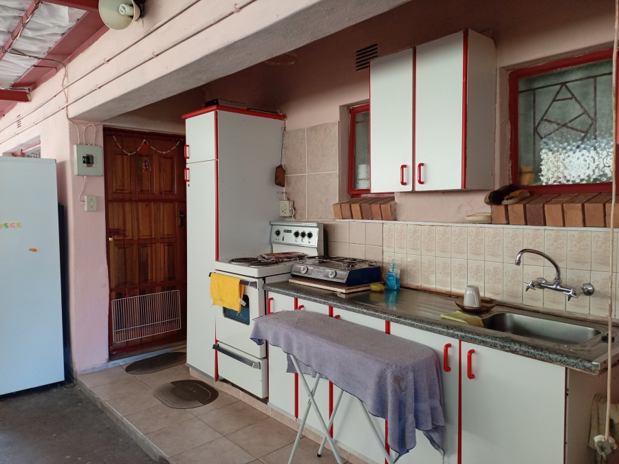 3 Bedroom Property for Sale in Lennoxton KwaZulu-Natal