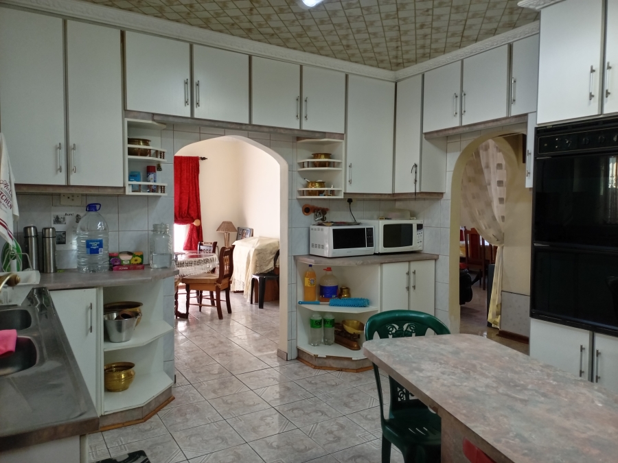 3 Bedroom Property for Sale in Lennoxton KwaZulu-Natal