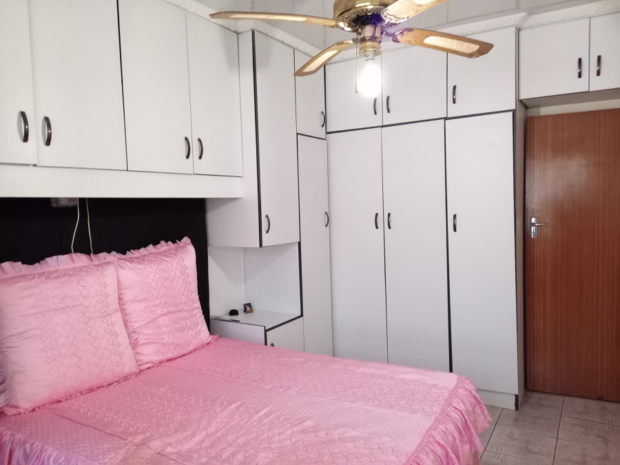 3 Bedroom Property for Sale in Lennoxton KwaZulu-Natal