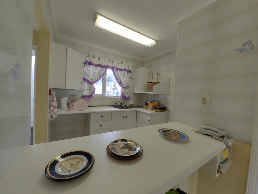 1 Bedroom Property for Sale in Scottburgh Central KwaZulu-Natal