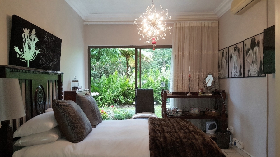 6 Bedroom Property for Sale in Meer En See KwaZulu-Natal