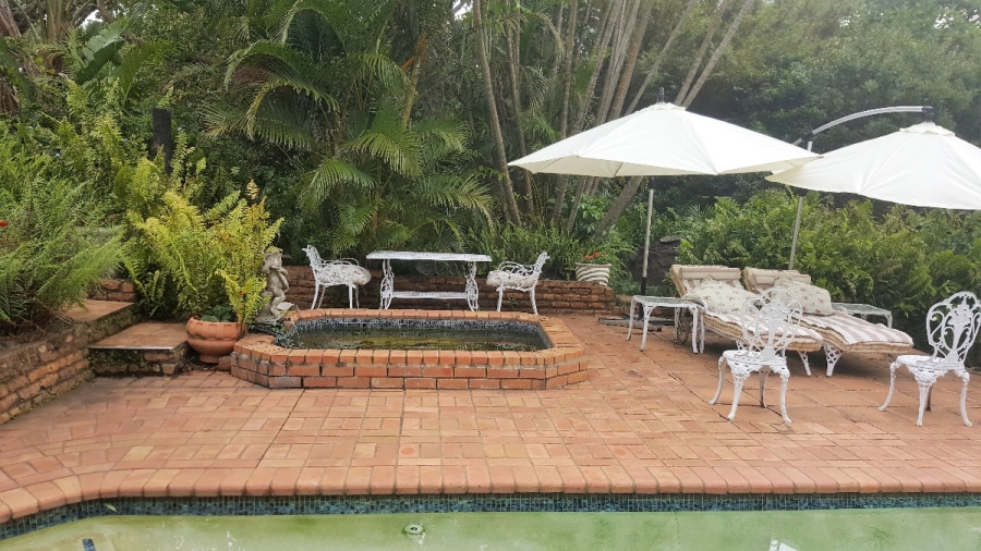 6 Bedroom Property for Sale in Meer En See KwaZulu-Natal