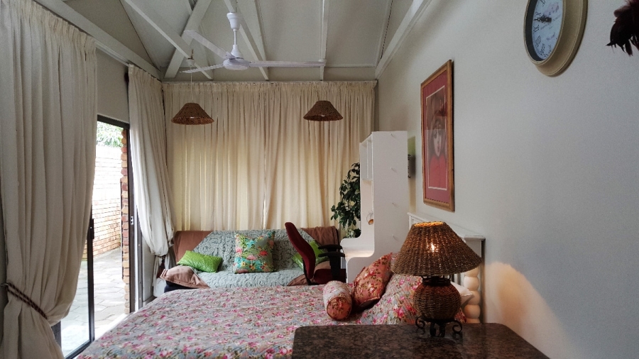 6 Bedroom Property for Sale in Meer En See KwaZulu-Natal