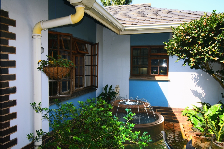 8 Bedroom Property for Sale in Montrose KwaZulu-Natal