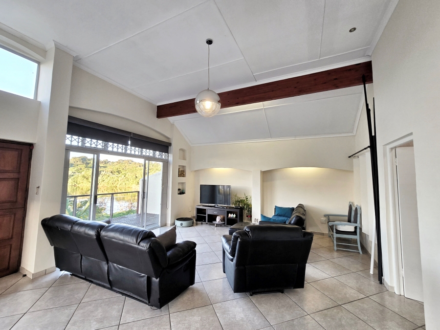 4 Bedroom Property for Sale in Meer En See KwaZulu-Natal