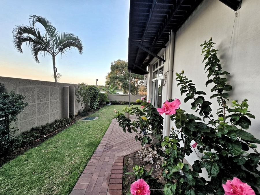 4 Bedroom Property for Sale in Meer En See KwaZulu-Natal