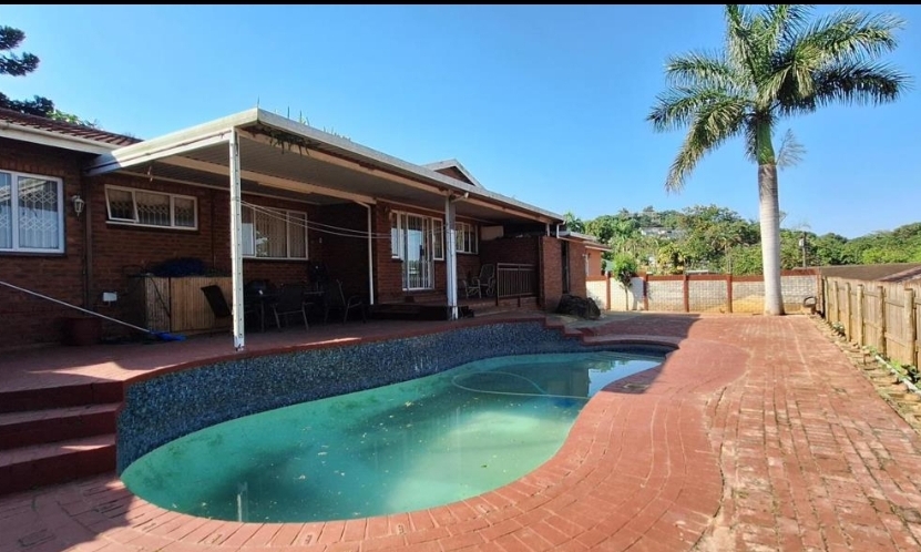 4 Bedroom Property for Sale in Sunningdale KwaZulu-Natal