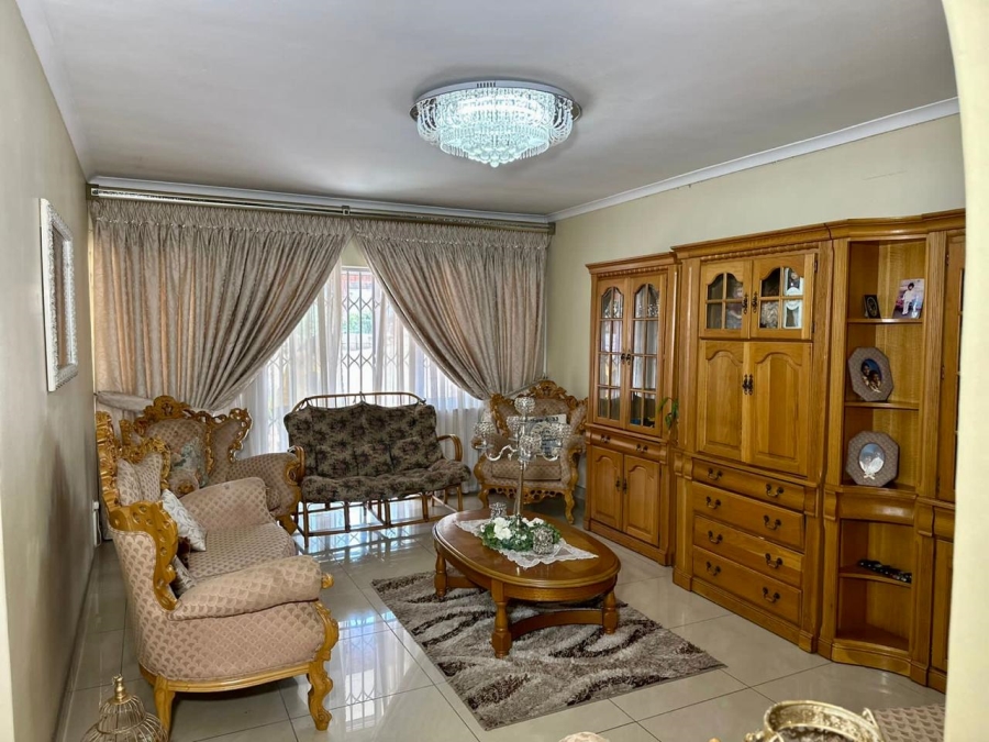 4 Bedroom Property for Sale in Sunningdale KwaZulu-Natal