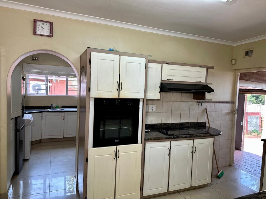 4 Bedroom Property for Sale in Sunningdale KwaZulu-Natal