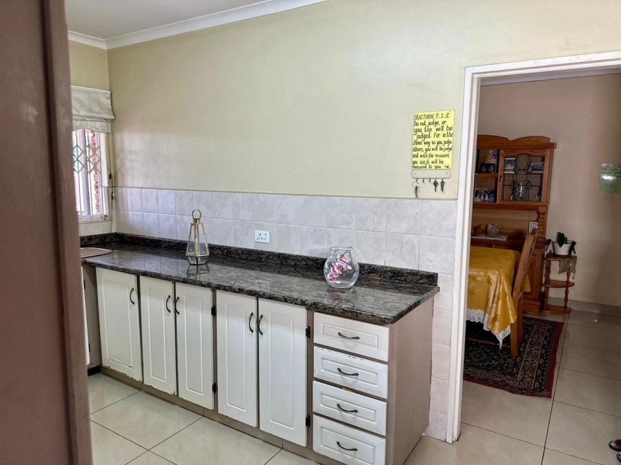 4 Bedroom Property for Sale in Sunningdale KwaZulu-Natal