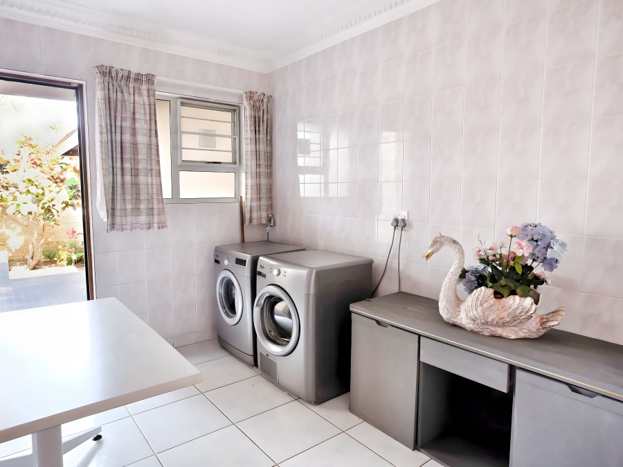 5 Bedroom Property for Sale in St Lucia KwaZulu-Natal