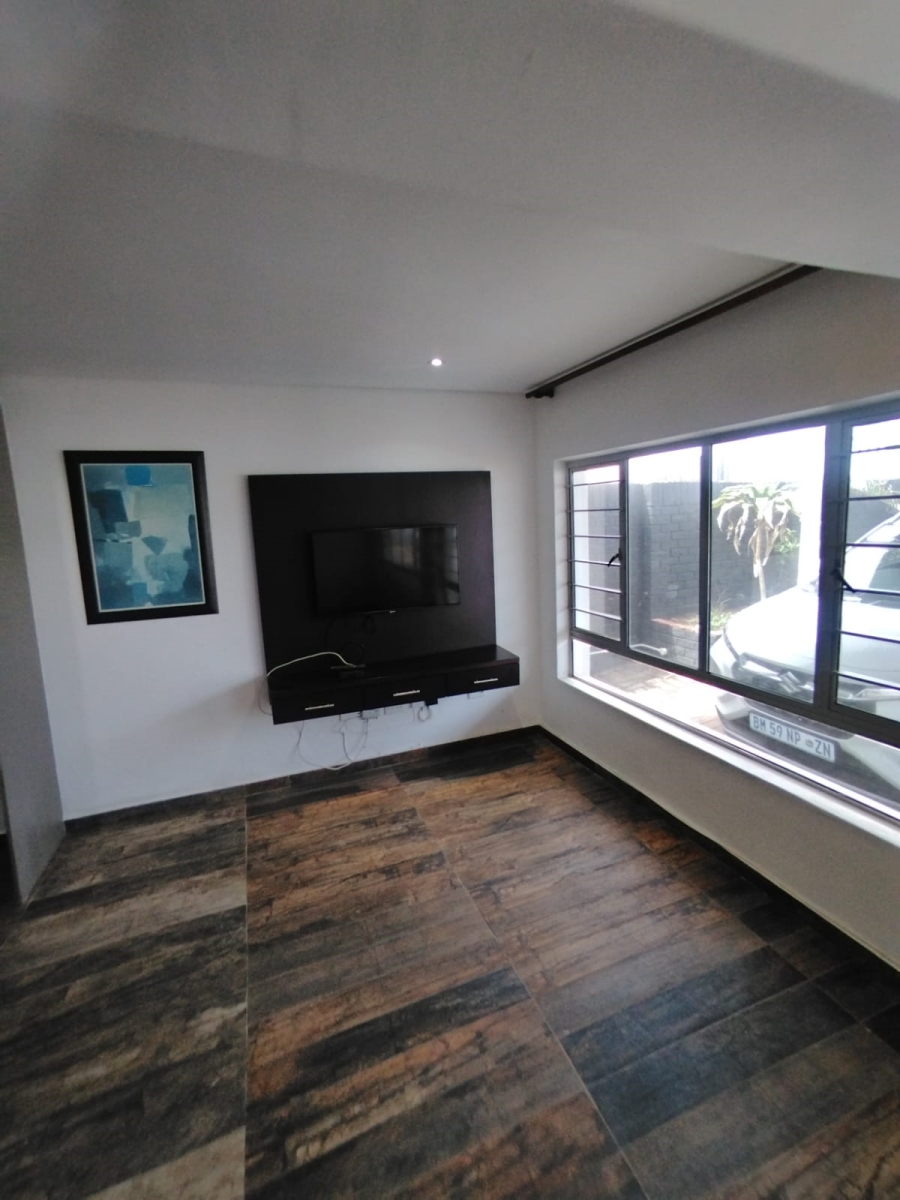 8 Bedroom Property for Sale in La Lucia KwaZulu-Natal