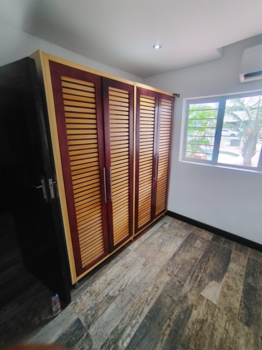 8 Bedroom Property for Sale in La Lucia KwaZulu-Natal