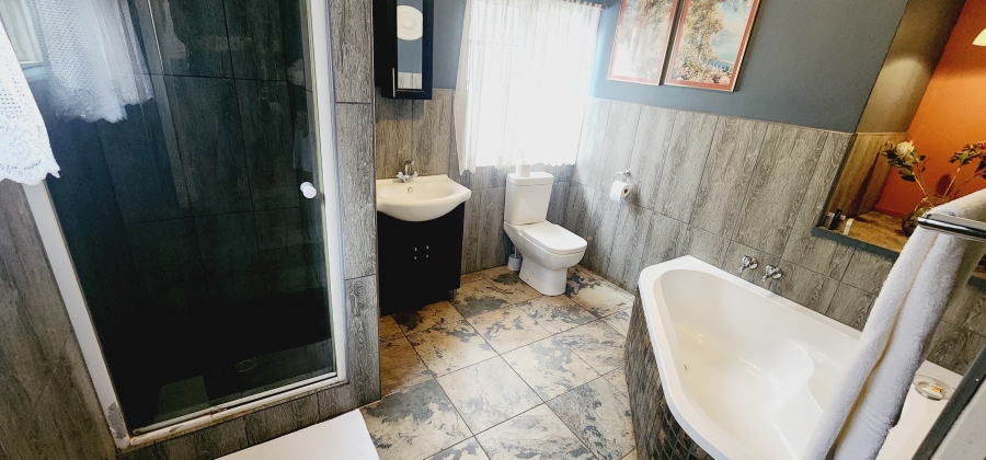 10 Bedroom Property for Sale in Panorama KwaZulu-Natal