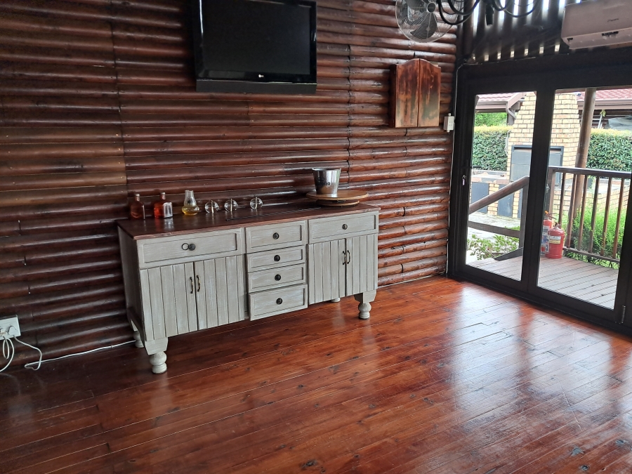 4 Bedroom Property for Sale in Albert Falls KwaZulu-Natal