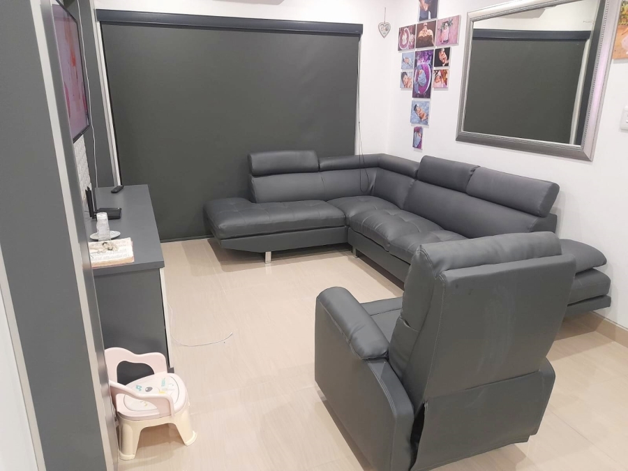 2 Bedroom Property for Sale in Verulam KwaZulu-Natal