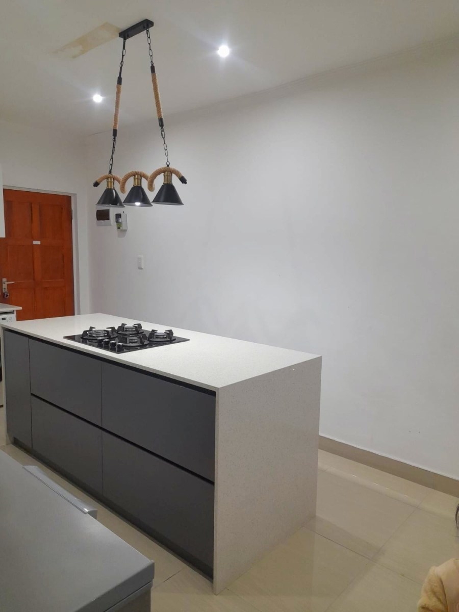 2 Bedroom Property for Sale in Verulam KwaZulu-Natal