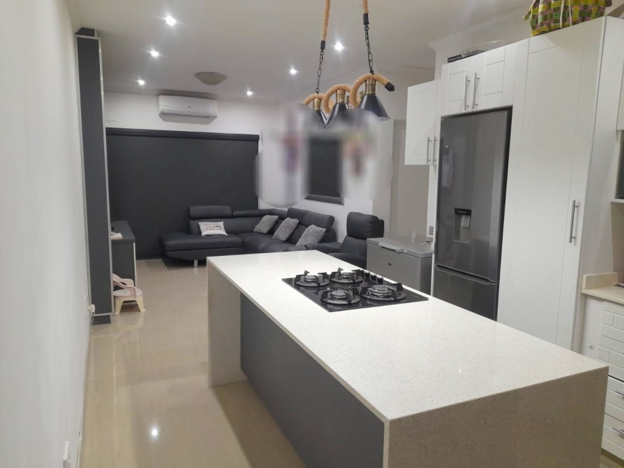 2 Bedroom Property for Sale in Verulam KwaZulu-Natal