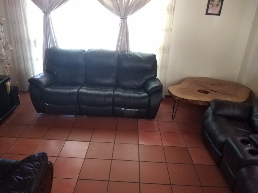 4 Bedroom Property for Sale in Hayfields KwaZulu-Natal