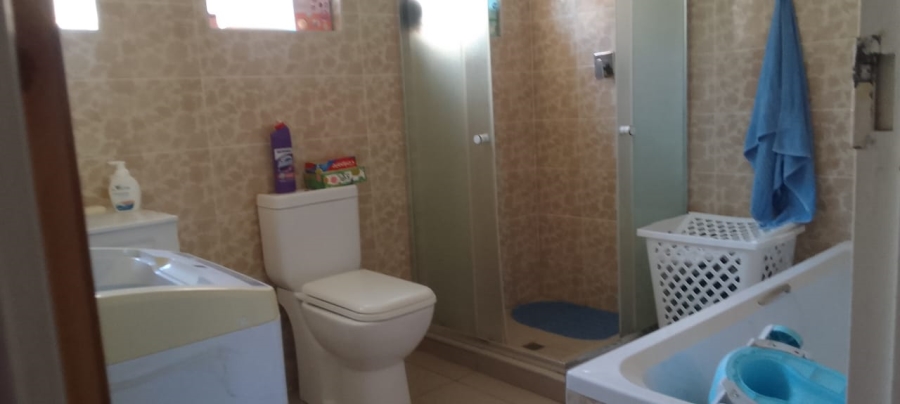 5 Bedroom Property for Sale in West Riding KwaZulu-Natal