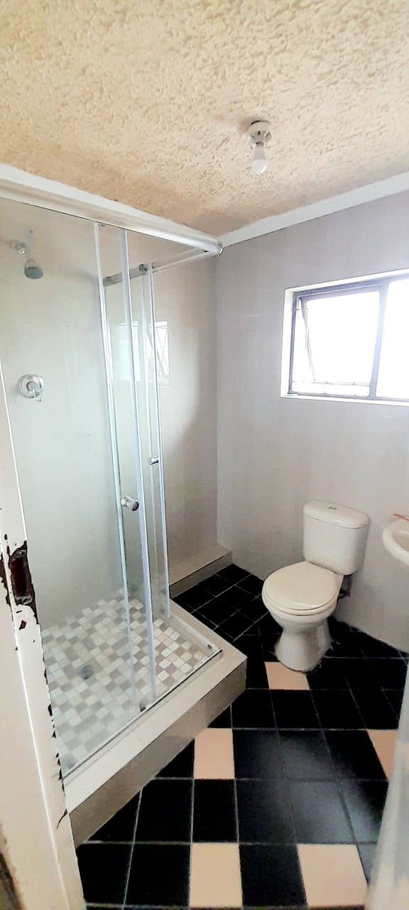 4 Bedroom Property for Sale in Kwandengezi KwaZulu-Natal