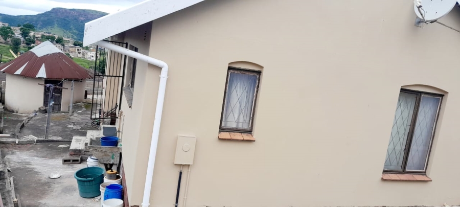 4 Bedroom Property for Sale in Kwandengezi KwaZulu-Natal