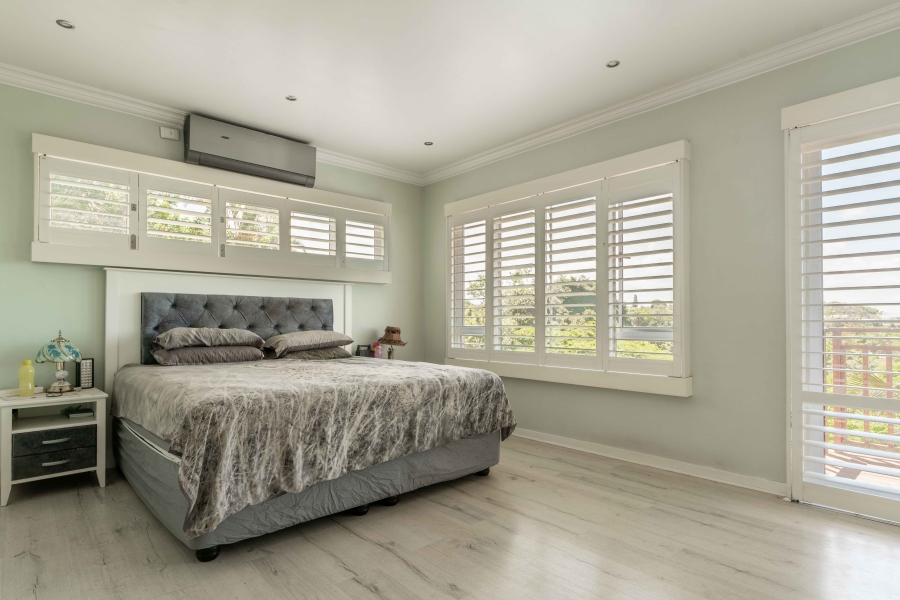 4 Bedroom Property for Sale in Amanzimtoti KwaZulu-Natal