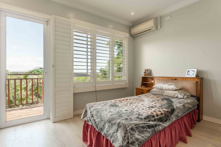 4 Bedroom Property for Sale in Amanzimtoti KwaZulu-Natal