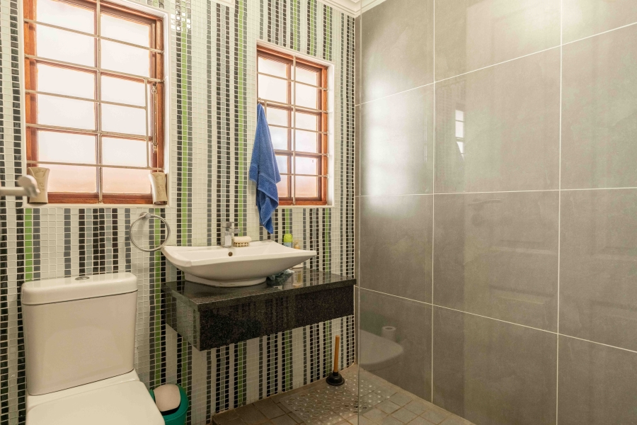 4 Bedroom Property for Sale in Amanzimtoti KwaZulu-Natal